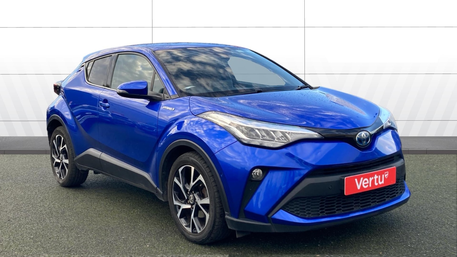 Used Toyota C-HR 2019 for sale - 76882336: Photo 1