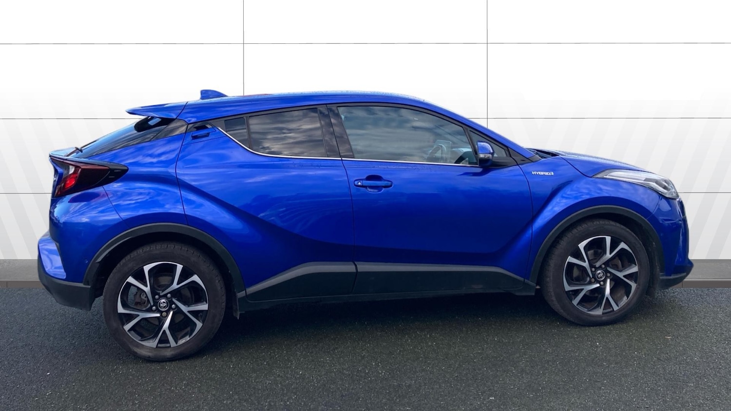 Used Toyota C-HR 2019 for sale - 76882336: Photo 5