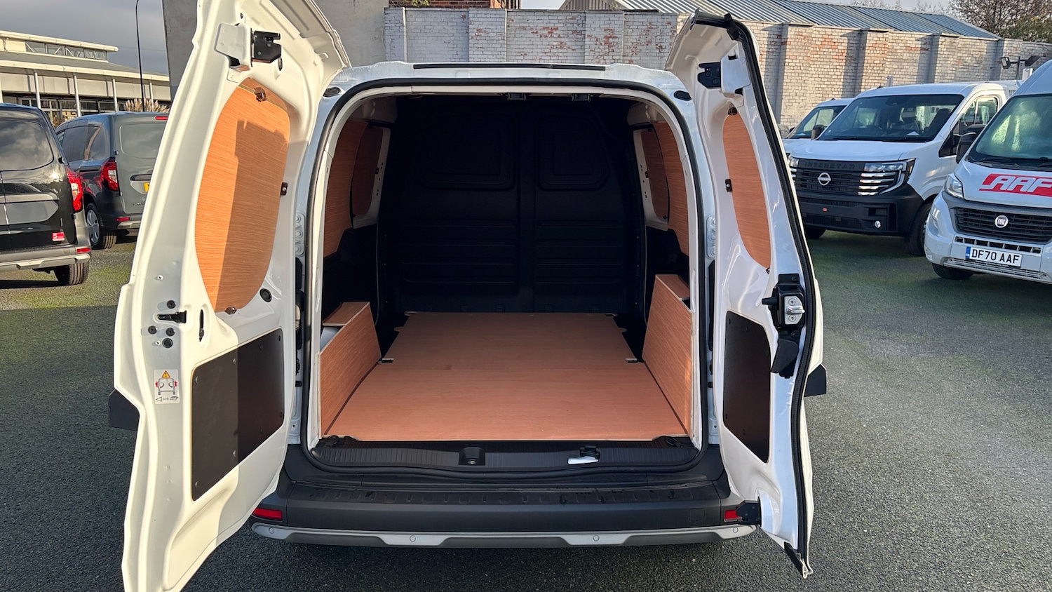 Used Nissan Other 2025 for sale - 77148374: Photo 4