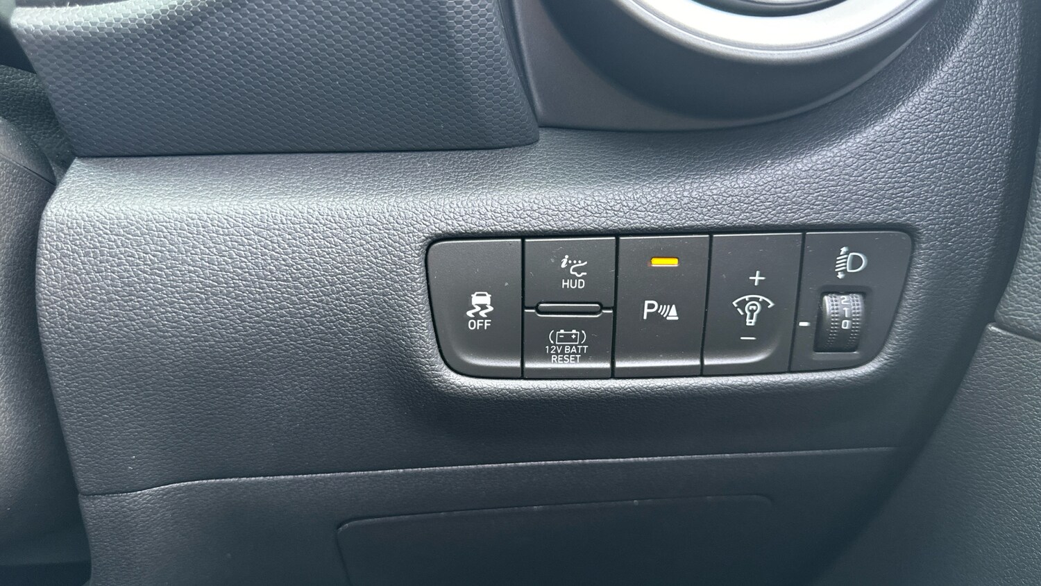 Used Hyundai KONA 2021 for sale - 77918478: Photo 25