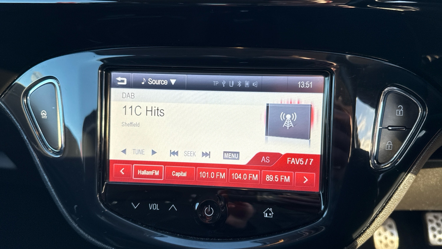 Used Vauxhall Corsa 2015 for sale - 77154296: Photo 12