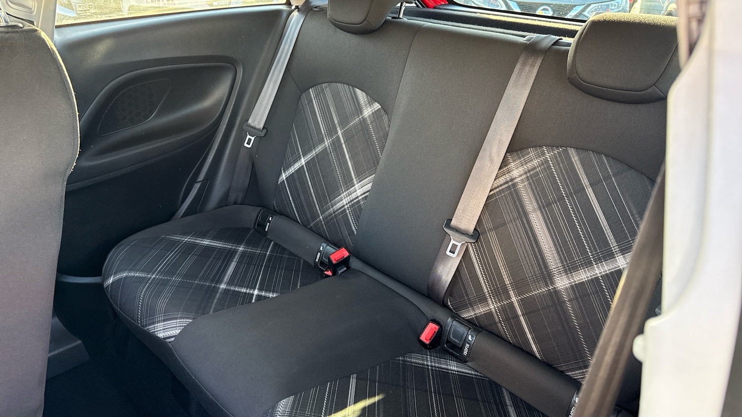 Used Vauxhall Corsa 2015 for sale - 77154296: Photo 16