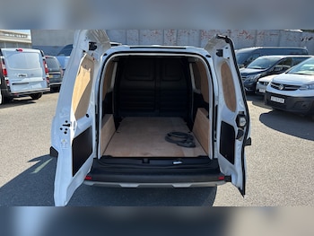 Used Renault Kangoo 2024 for sale - 79558505: Photo