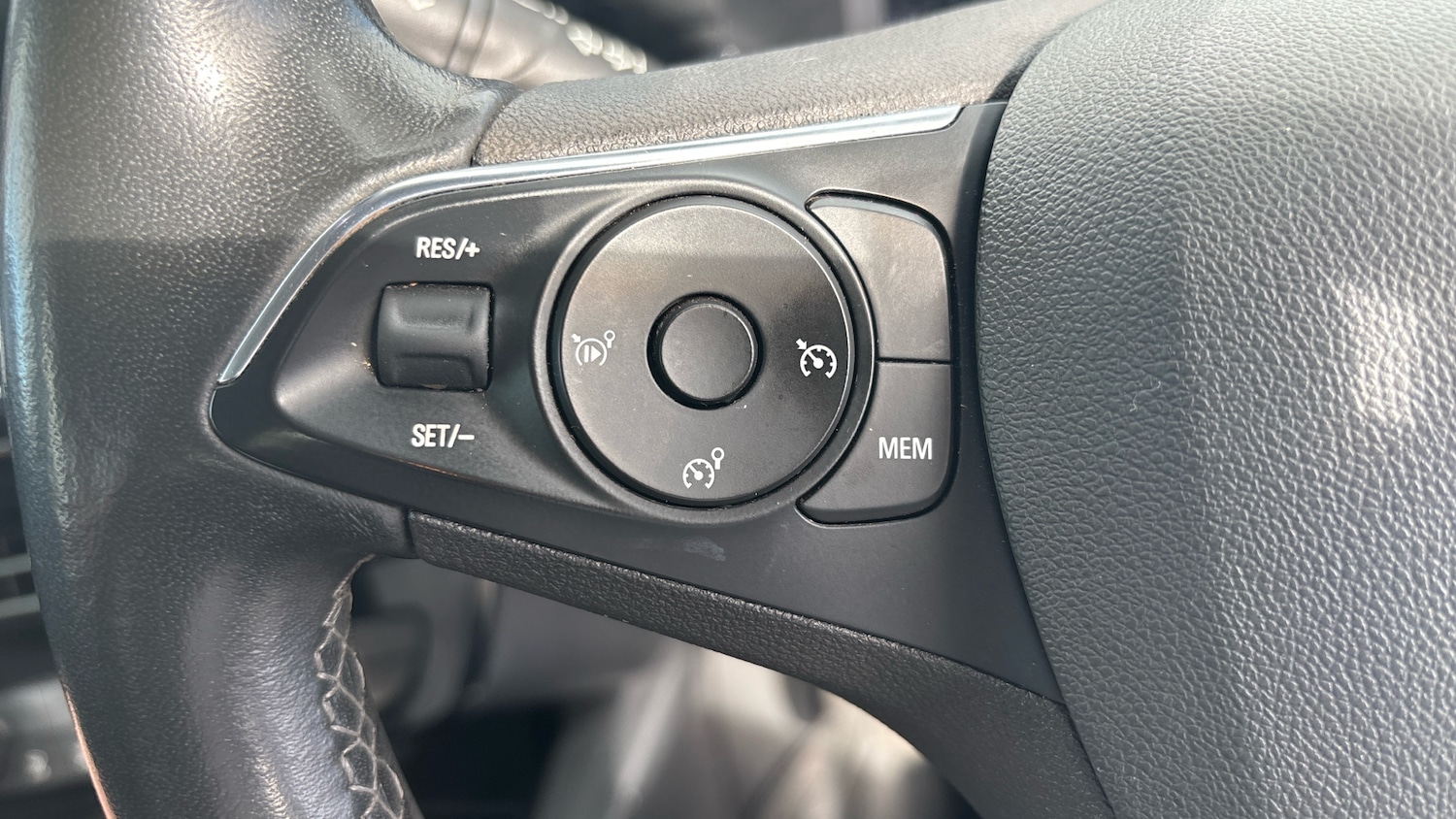 Used Vauxhall Mokka 2021 for sale - 76127946: Photo 26