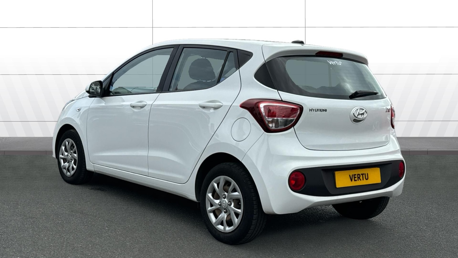 Used Hyundai i10 2019 for sale - 76183151: Photo 2