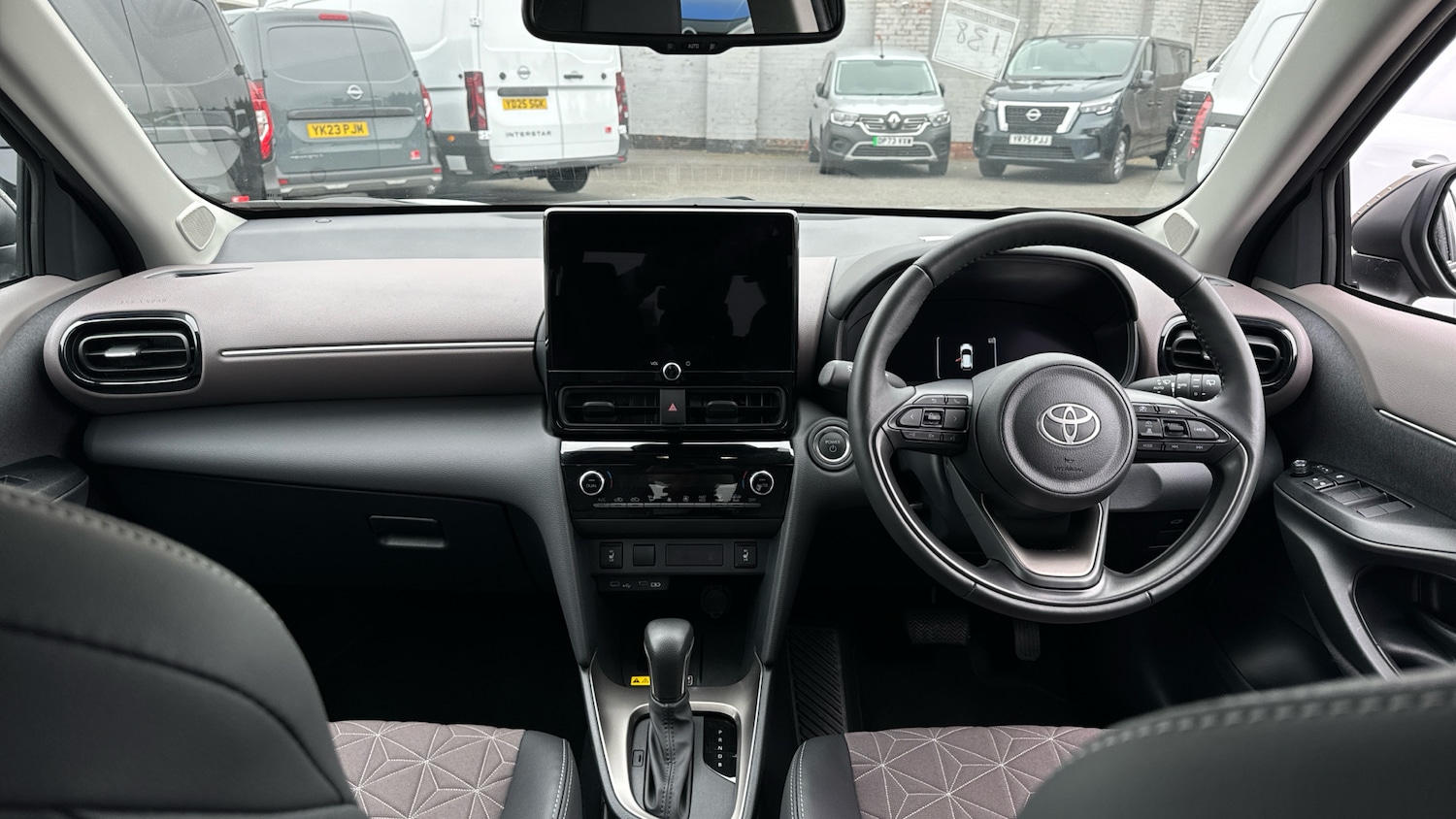 Used Toyota Yaris Cross 2025 for sale - 76290424: Photo 10