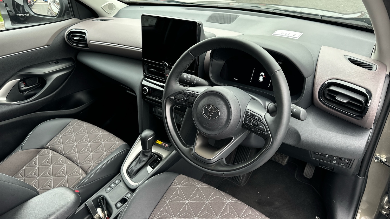 Used Toyota Yaris Cross 2025 for sale - 76290424: Photo 11