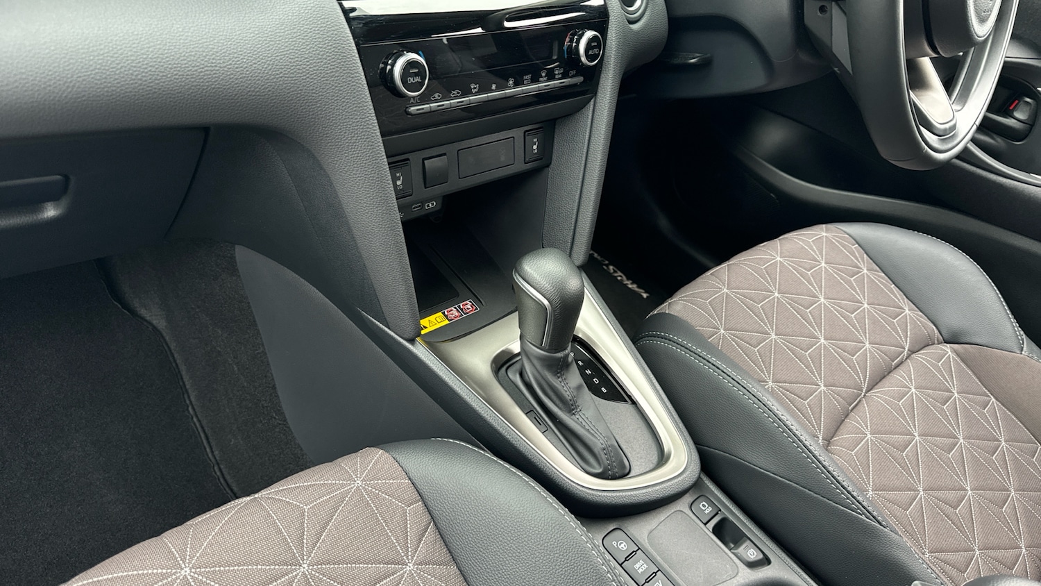 Used Toyota Yaris Cross 2025 for sale - 76290424: Photo 13