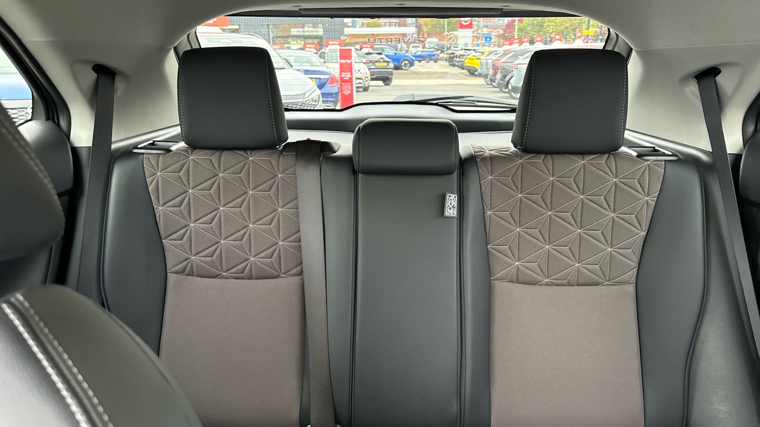 Used Toyota Yaris Cross 2025 for sale - 76290424: Photo 15