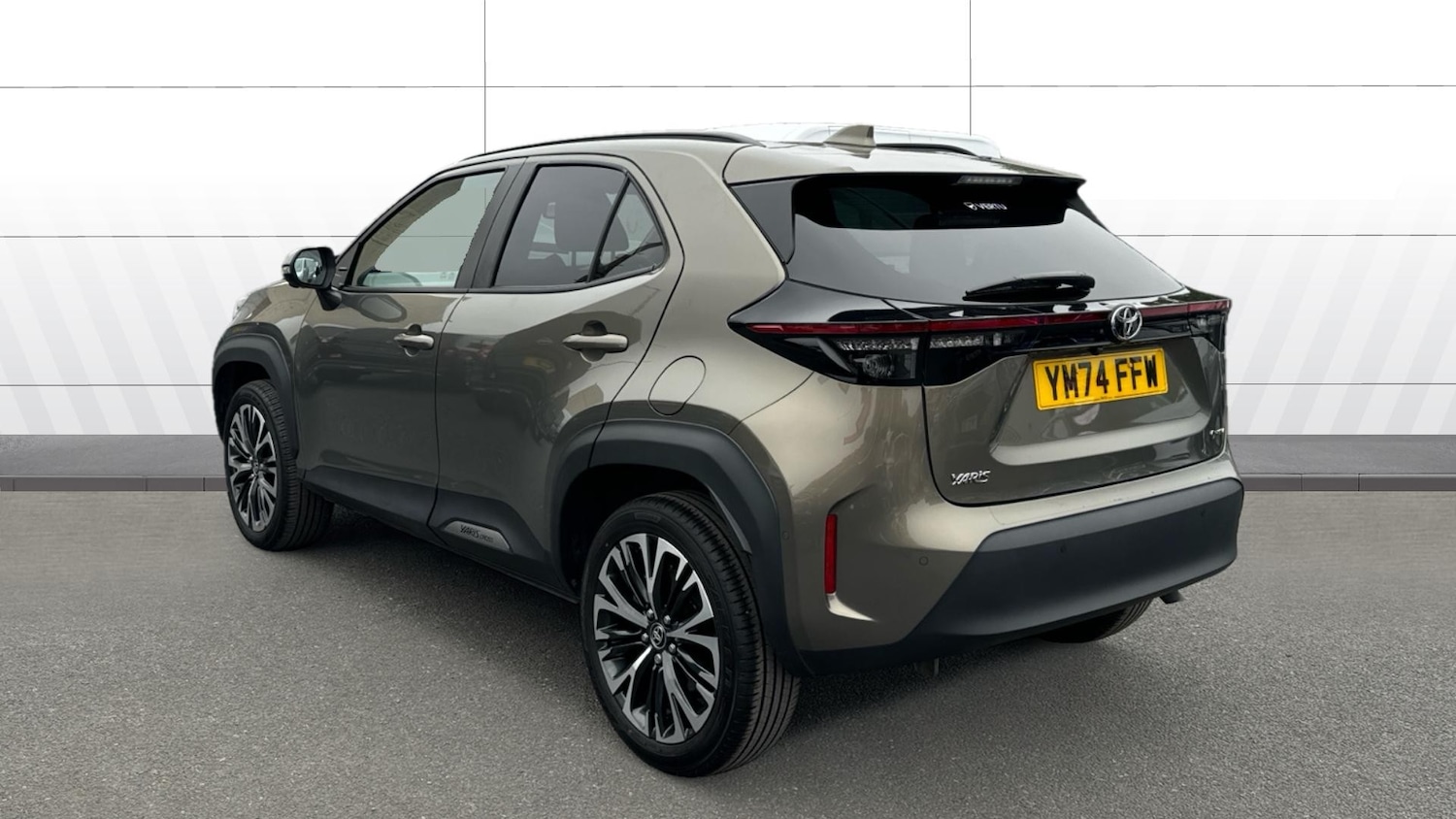 Used Toyota Yaris Cross 2025 for sale - 76290424: Photo 2