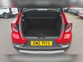 Used Renault Captur 2024 for sale - 78930077: Photo