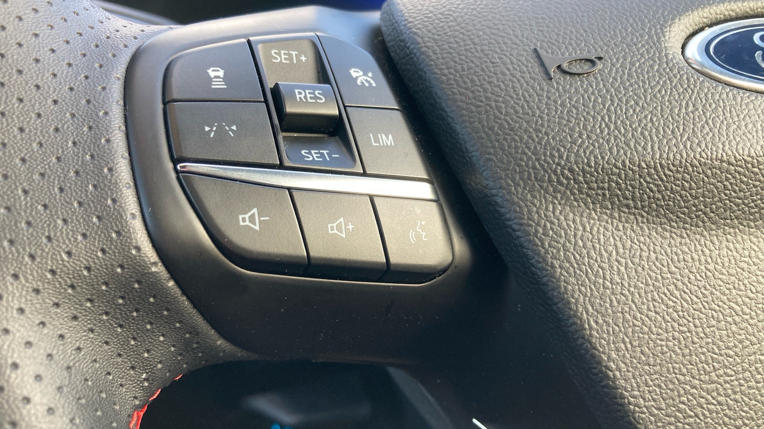 Used Ford Kuga 2025 for sale - 77848782: Photo 28