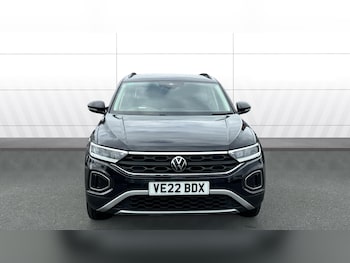 Used Volkswagen T-Roc 2022 for sale - 75629972: Photo