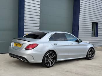 Used Mercedes-Benz C Class 2019 for sale - 79687691: Photo