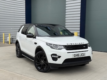 Used Land Rover Discovery Sport 2016 for sale - 75559075: Photo