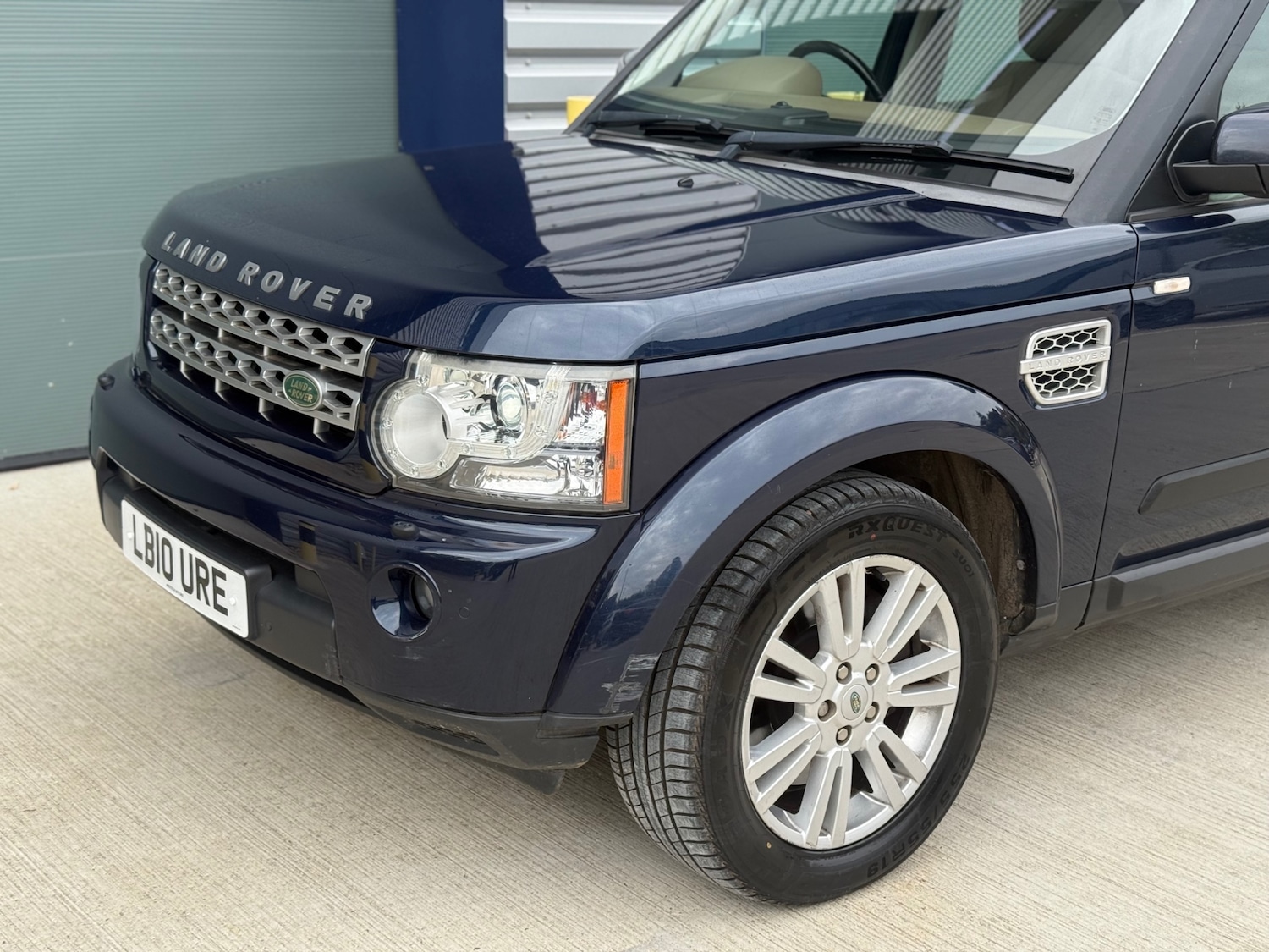Used Land Rover Discovery 2010 for sale - 76135836: Photo 7