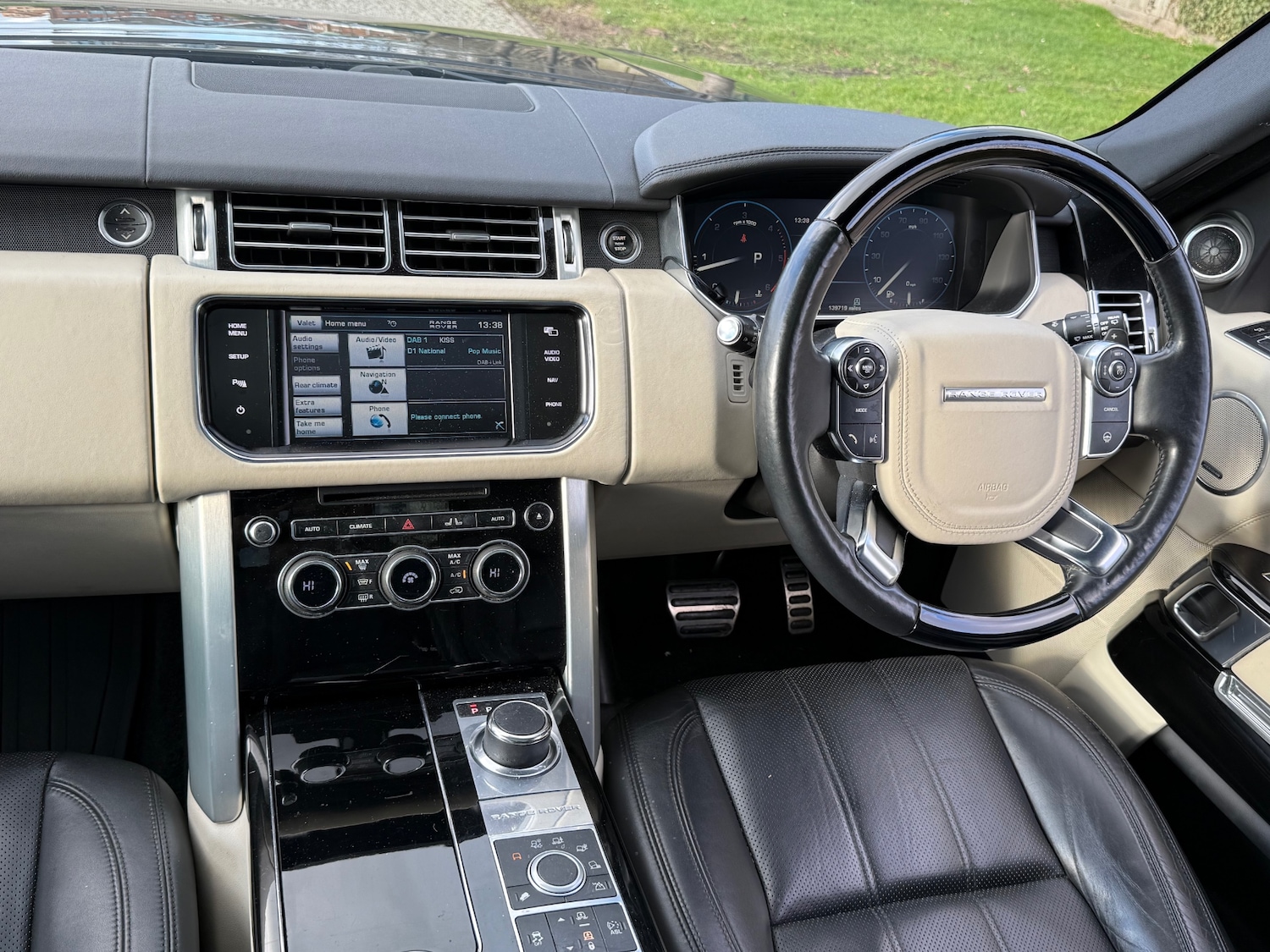 Used Land Rover Range Rover 2013 for sale - 77236826: Photo 16