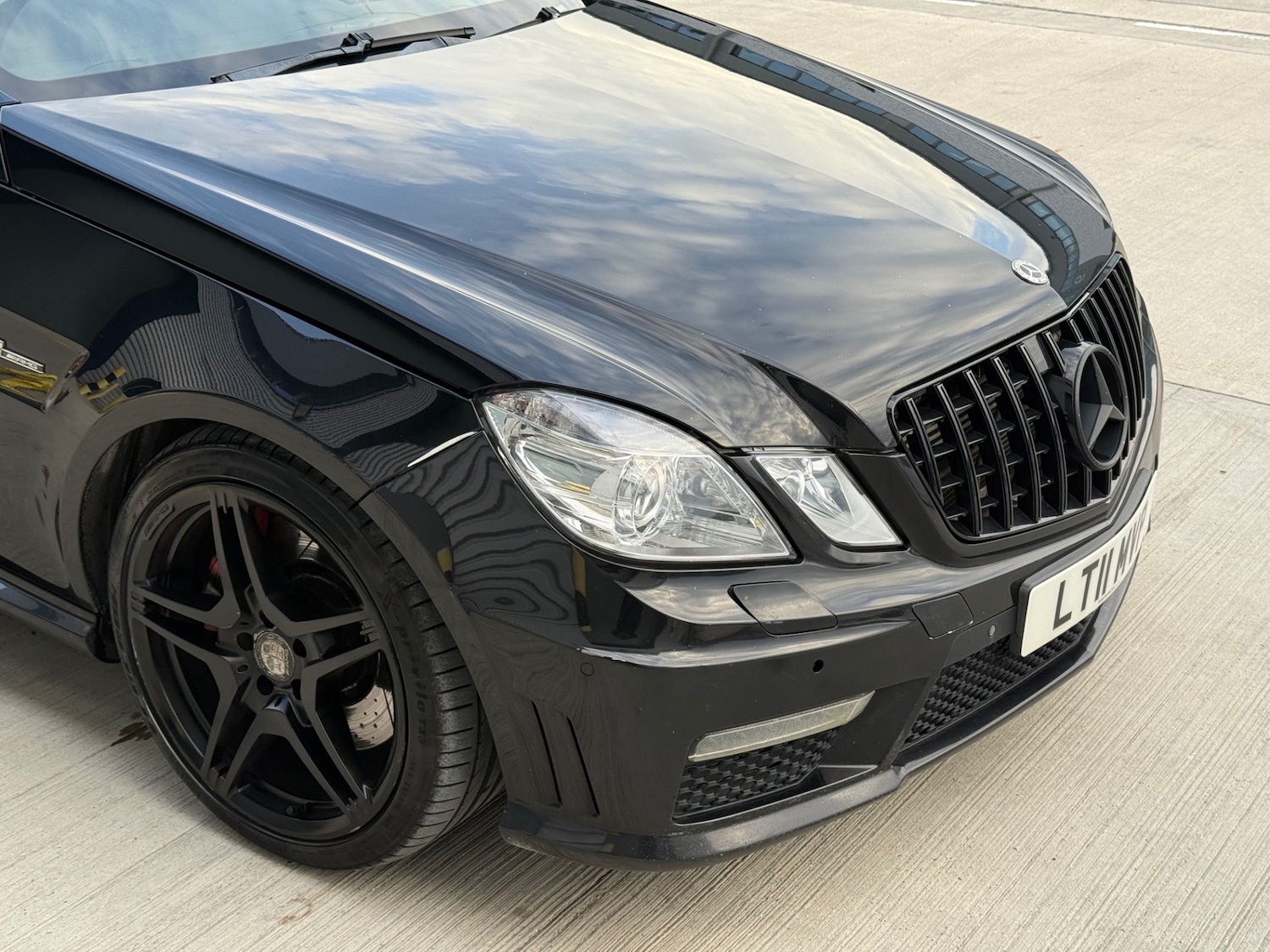 Used Mercedes-Benz E Class 2011 for sale - 76684818: Photo 21