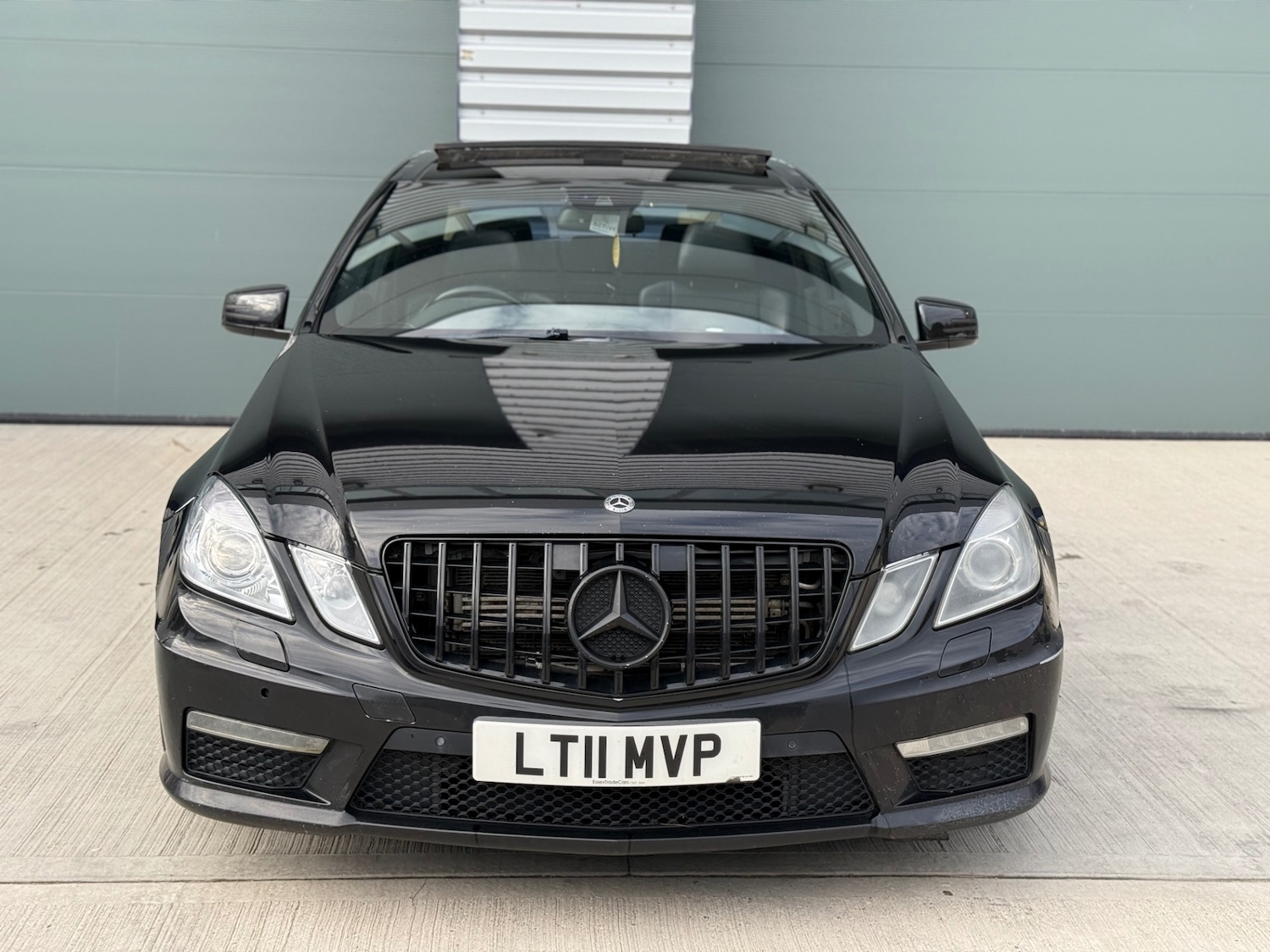 Used Mercedes-Benz E Class 2011 for sale - 76684818: Photo 5