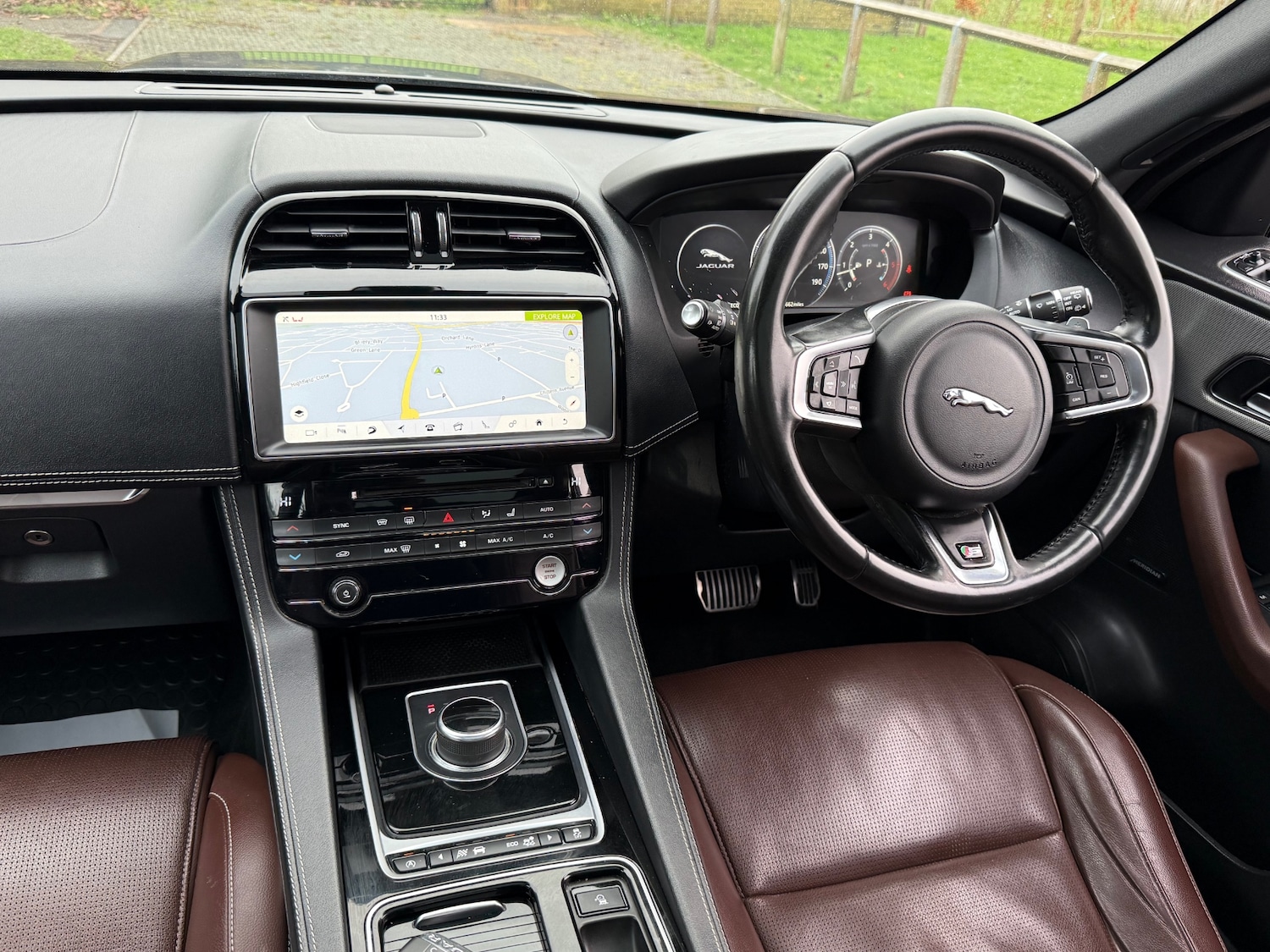 Used Jaguar F-Pace 2017 for sale - 76594554: Photo 15