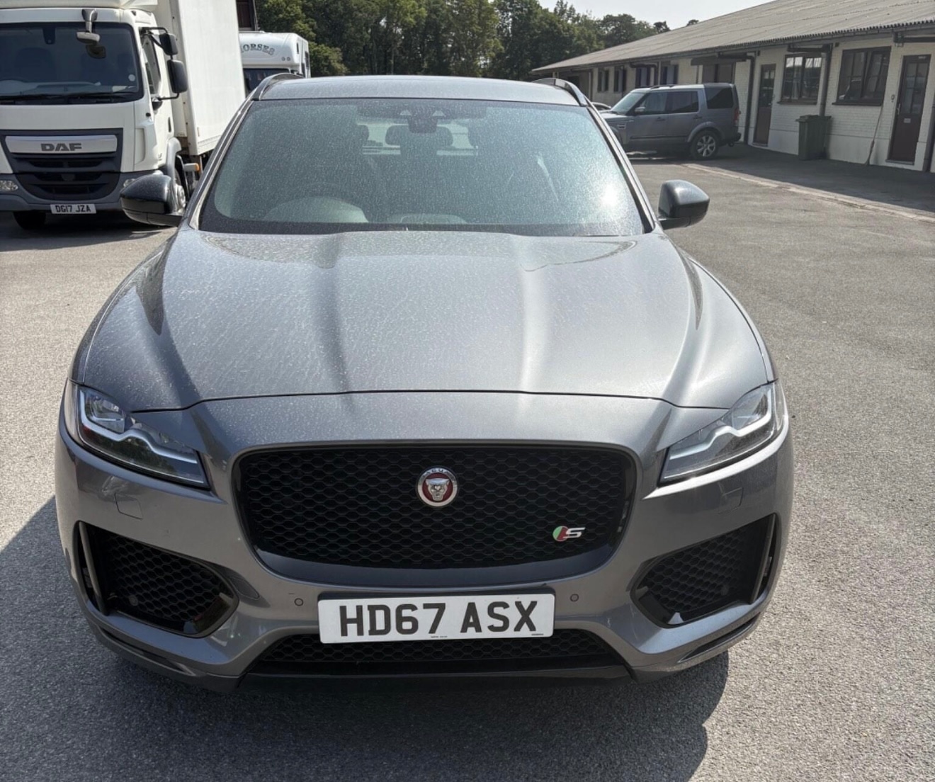 Used Jaguar F-Pace 2017 for sale - 76594554: Photo 3
