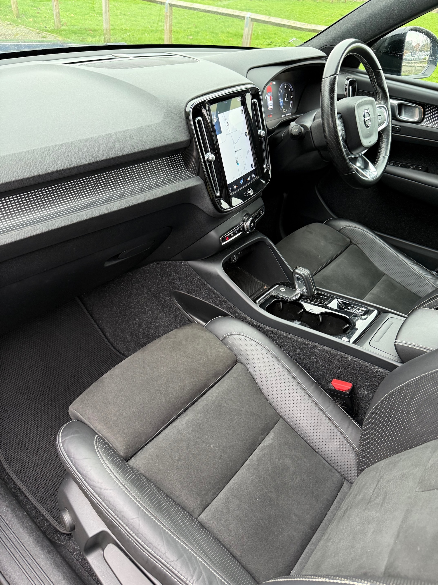 Used Volvo XC40 2019 for sale - 76713289: Photo 16