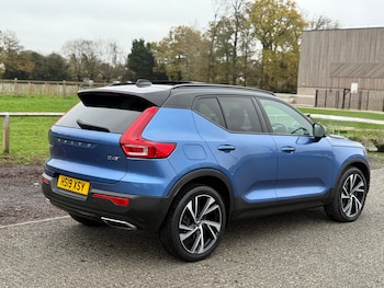 Used Volvo XC40 2019 for sale - 76713289: Photo