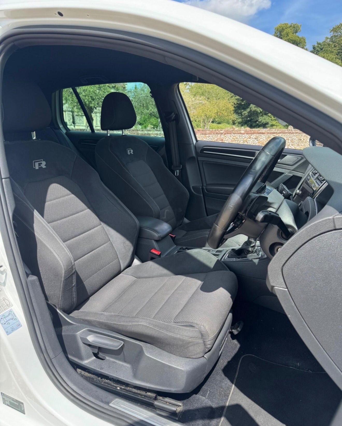 Used Volkswagen Golf 2017 for sale - 76594560: Photo 6