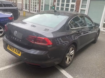 Used Volkswagen Passat 2020 for sale - 78977097: Photo