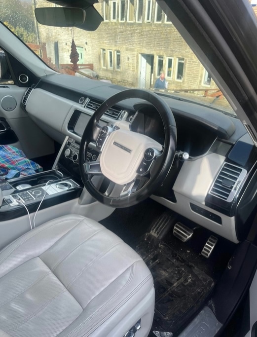 Used Land Rover Range Rover 2017 for sale - 77935399: Photo 2