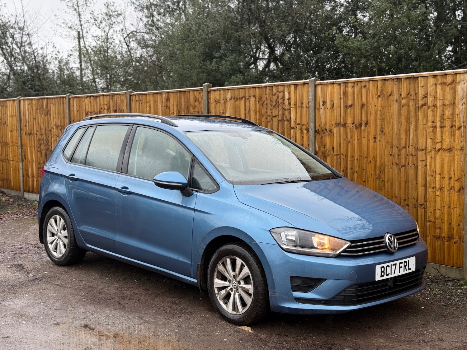 Used Volkswagen Golf SV 2017 for sale - 77261691: Photo 1