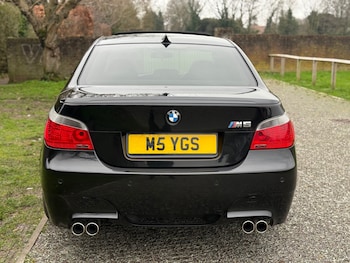 Used BMW M5 2005 for sale - 76972115: Photo