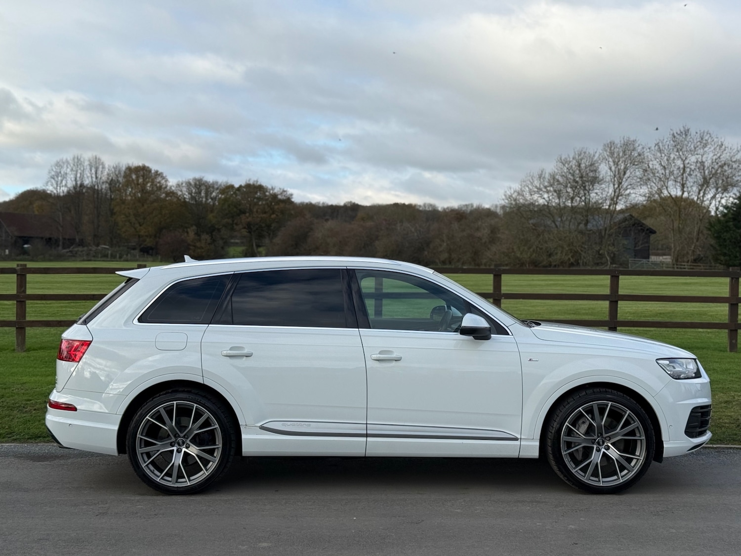 Used Audi Q7 2024 for sale - 76655819: Photo 2