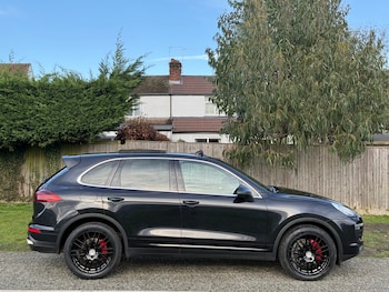 Used Porsche Cayenne 2016 for sale - 77396739: Photo