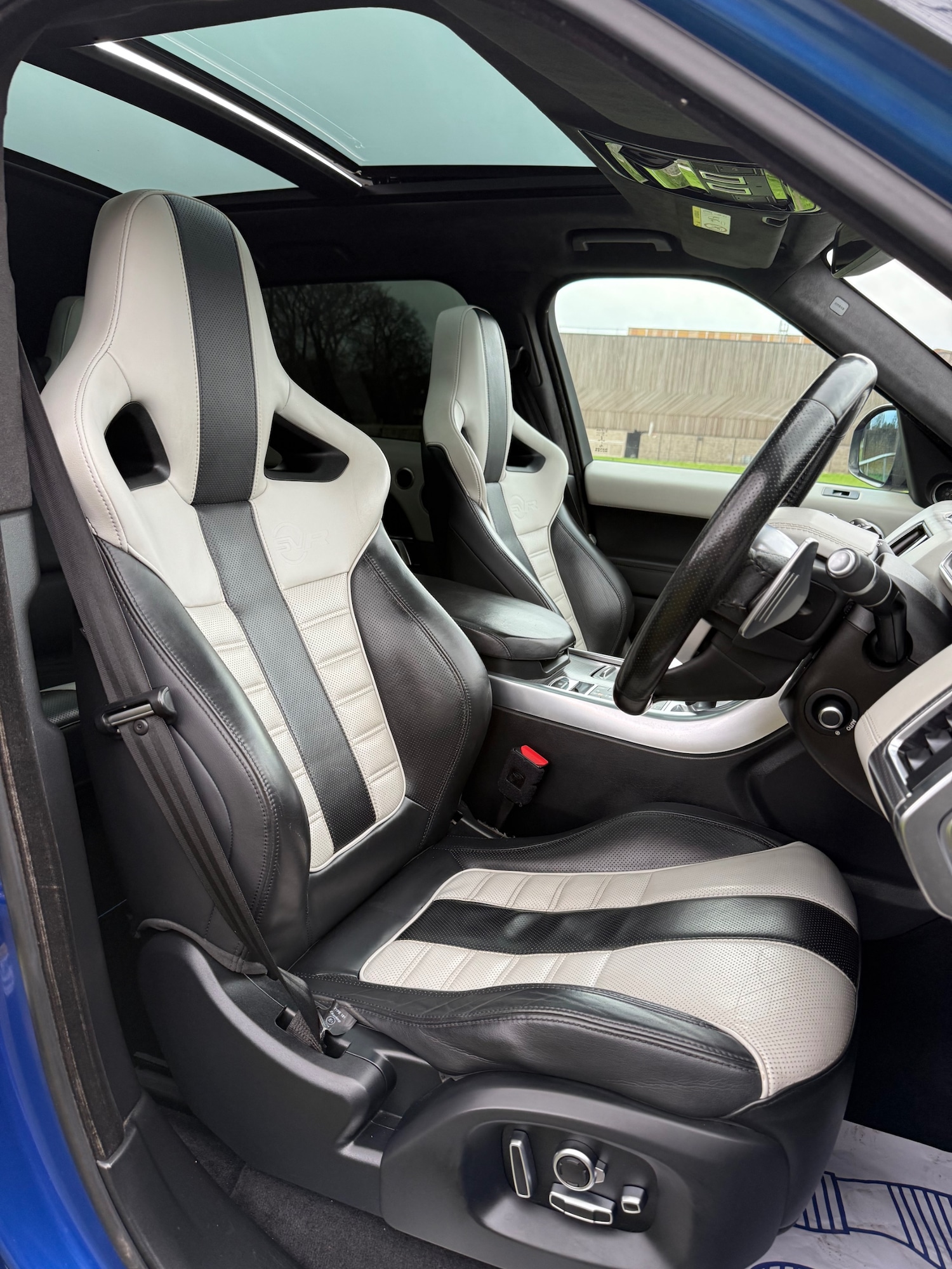 Used Land Rover Range Rover Sport 2016 for sale - 76933321: Photo 14