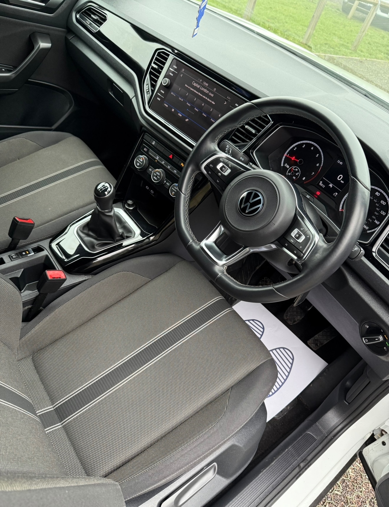 Used Volkswagen T-Roc 2022 for sale - 77059316: Photo 11