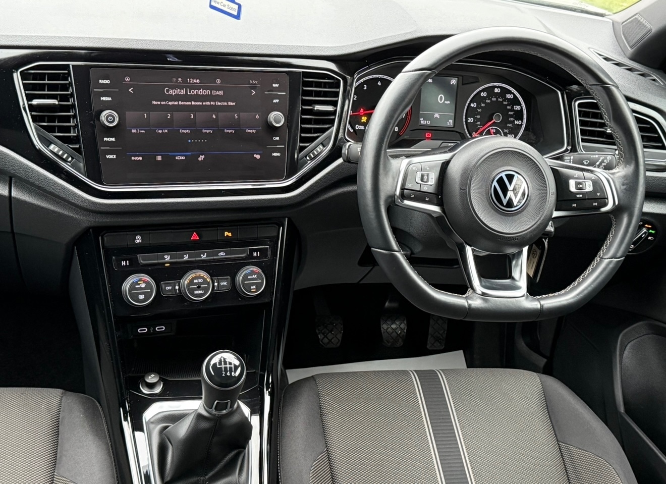 Used Volkswagen T-Roc 2022 for sale - 77059316: Photo 14