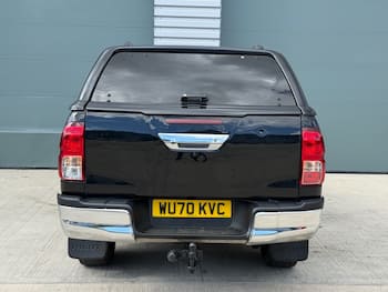 Used Toyota Hilux 2020 for sale - 79680682: Photo