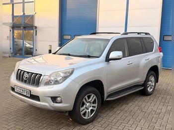 Toyota Land Cruiser feature image