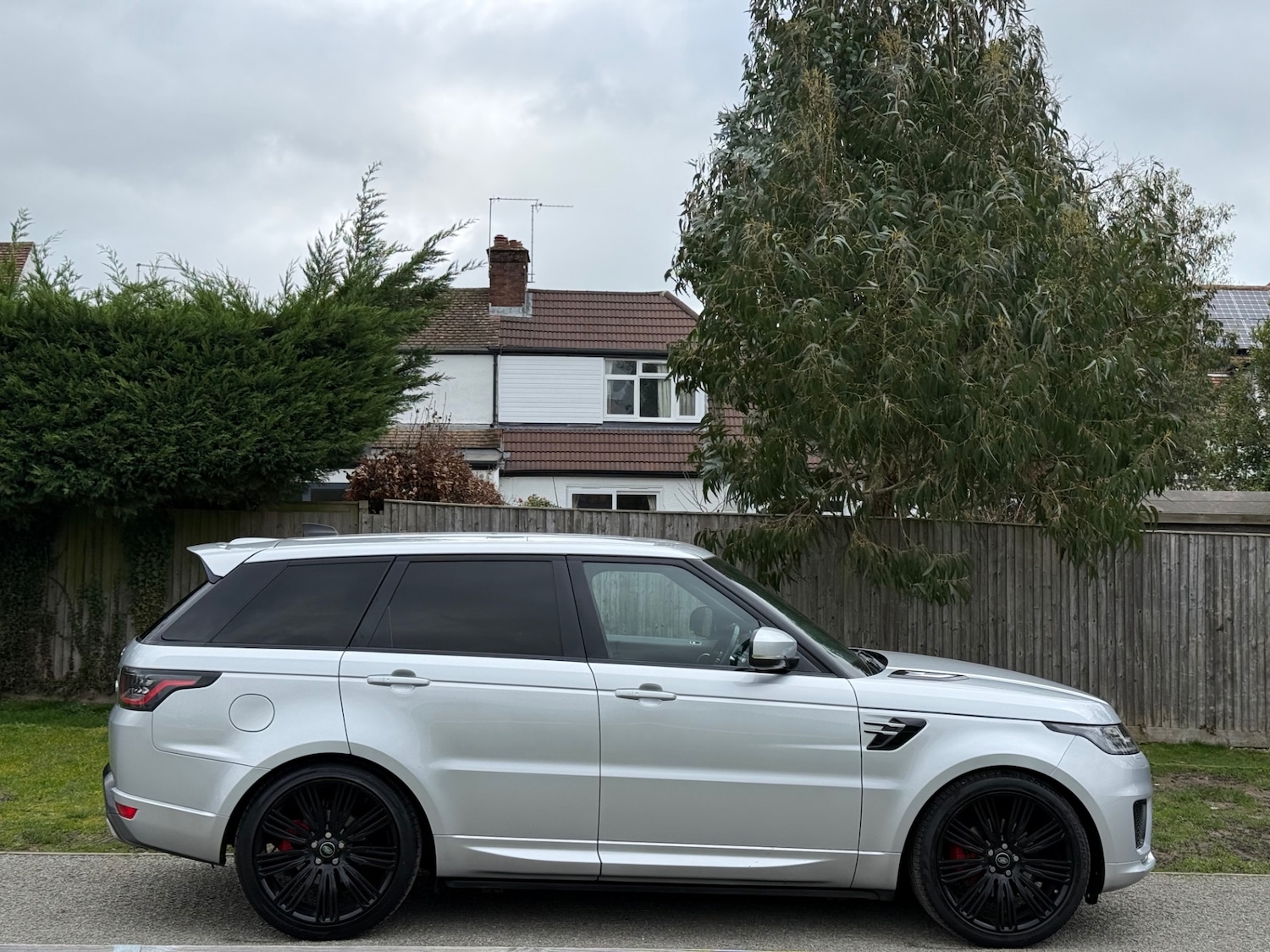 Used Land Rover Range Rover Sport 2018 for sale - 77660121: Photo 2
