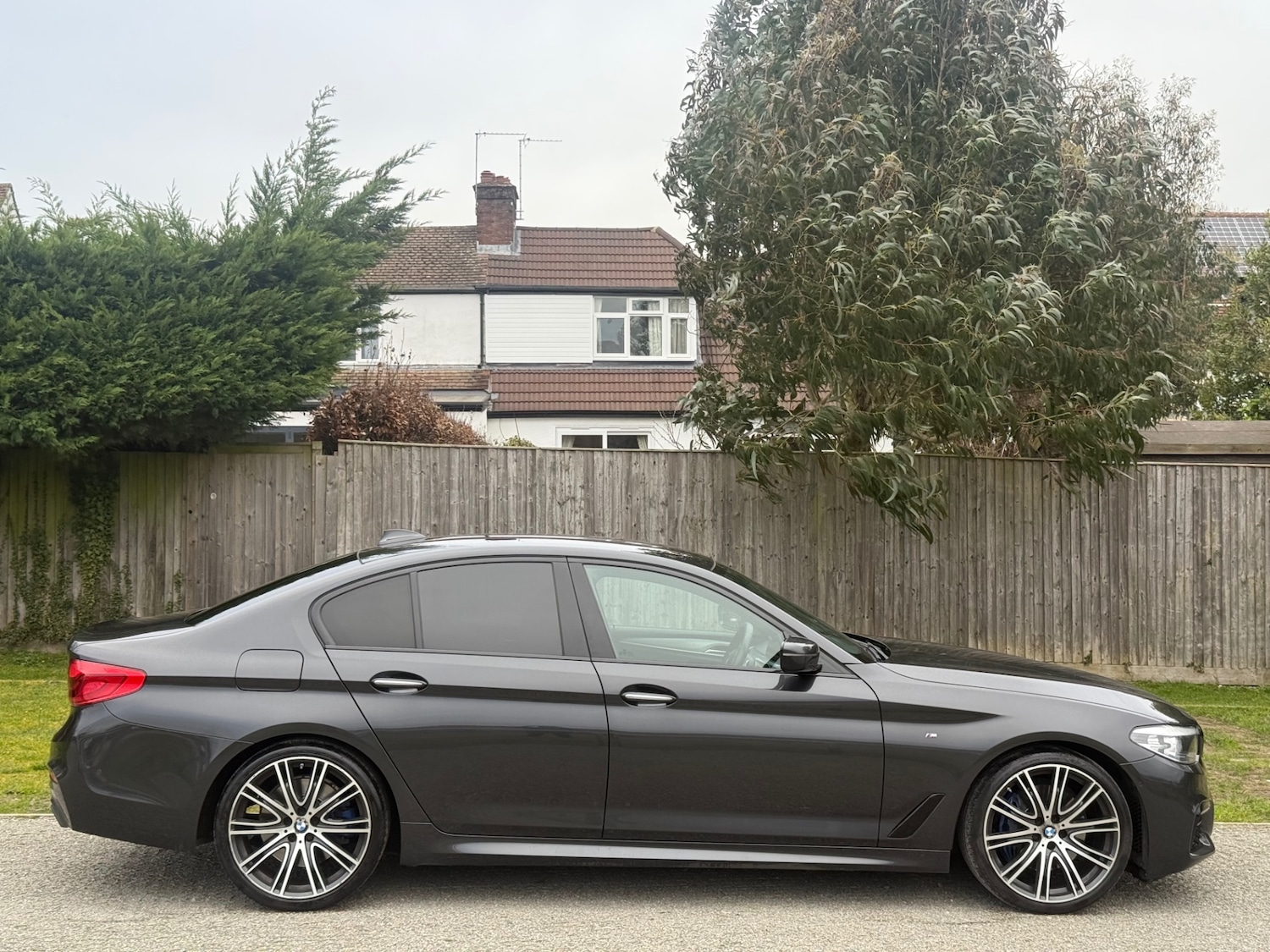 Used BMW 5 Series 2017 for sale - 78001552: Photo 2