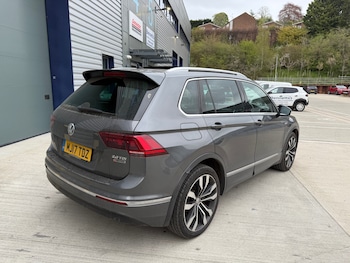 Used Volkswagen Tiguan 2017 for sale - 78128296: Photo