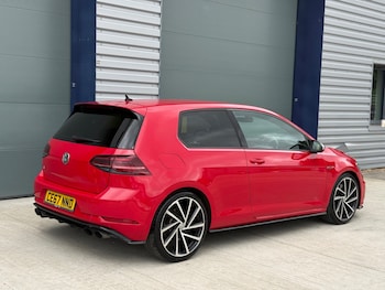 Used Volkswagen Golf 2017 for sale - 78782844: Photo