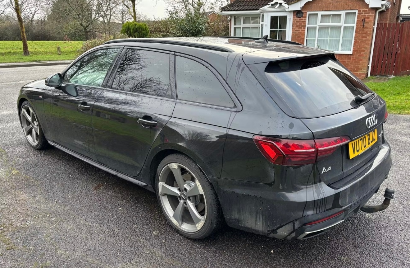 Used Audi A4 2020 for sale - 77535719: Photo 2