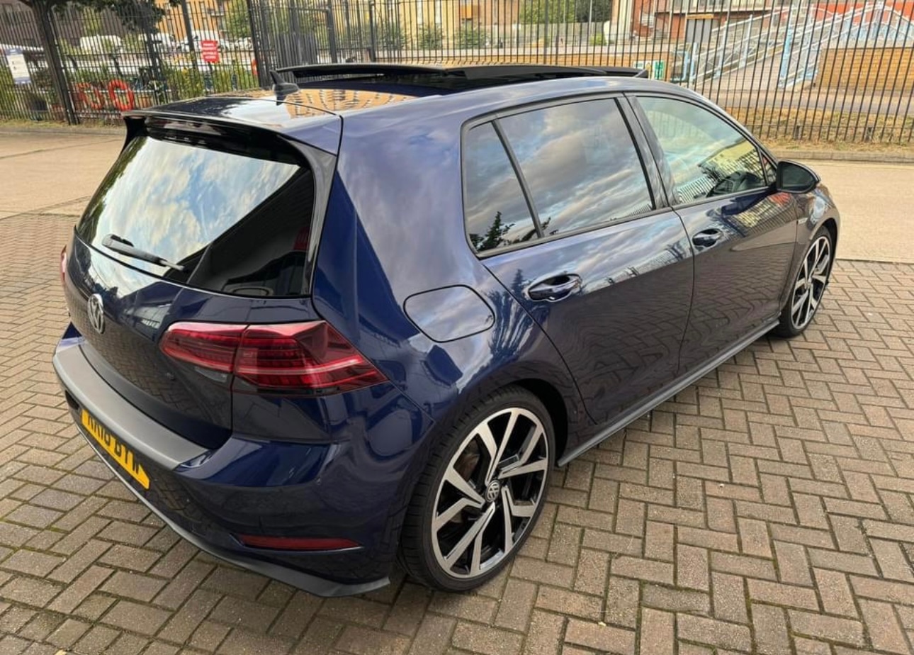 Used Volkswagen Golf 2018 for sale - 76618395: Photo 3