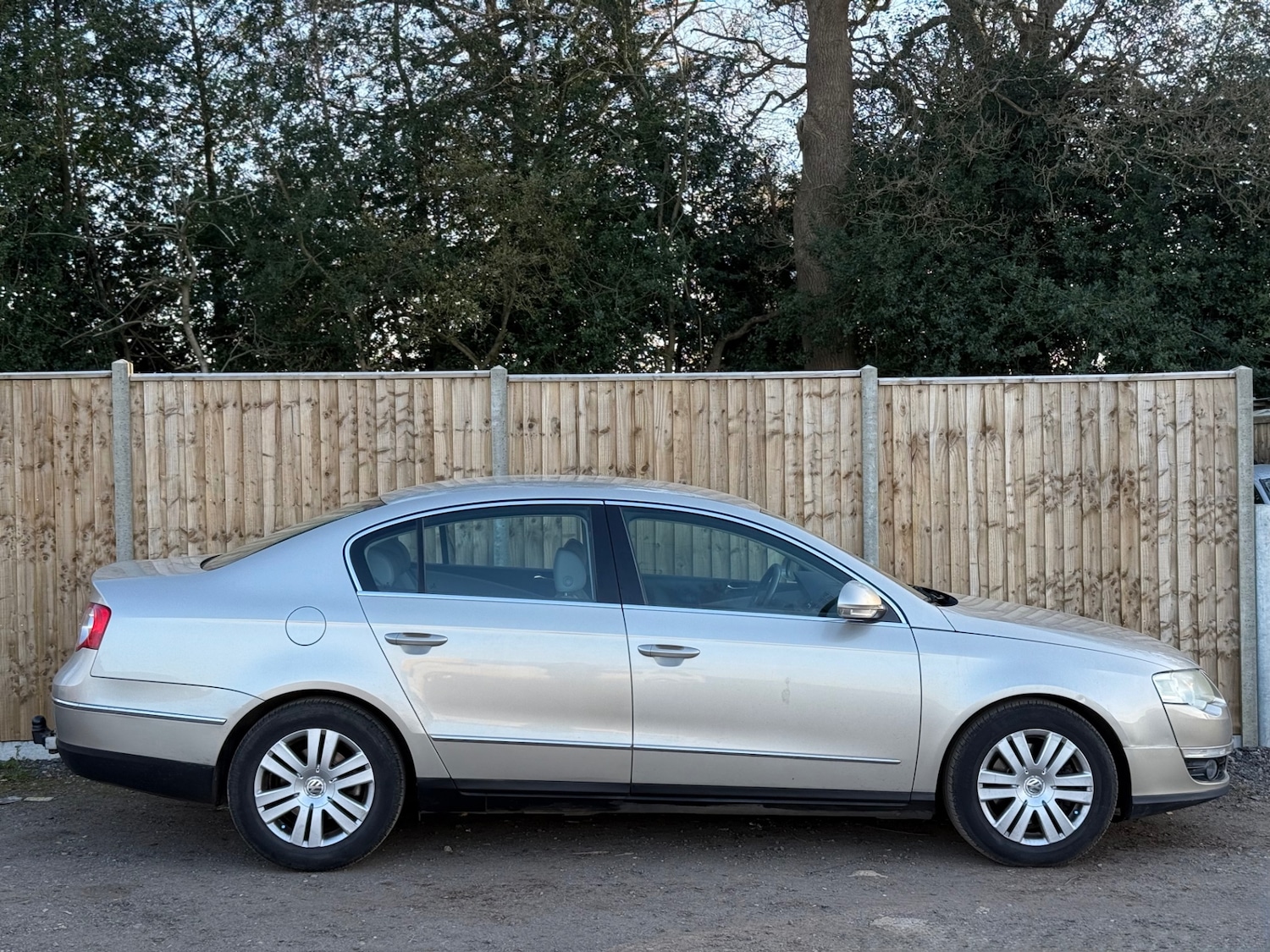 Used Volkswagen Passat 2009 for sale - 78155291: Photo 2