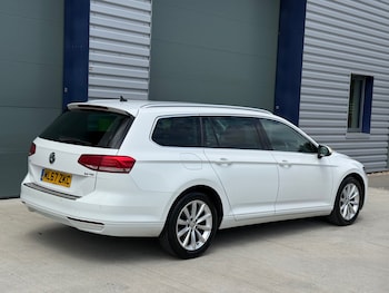 Used Volkswagen Passat 2017 for sale - 78977104: Photo