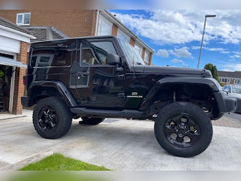 2015 (65) - 2.8 CRD Overland 2dr Auto