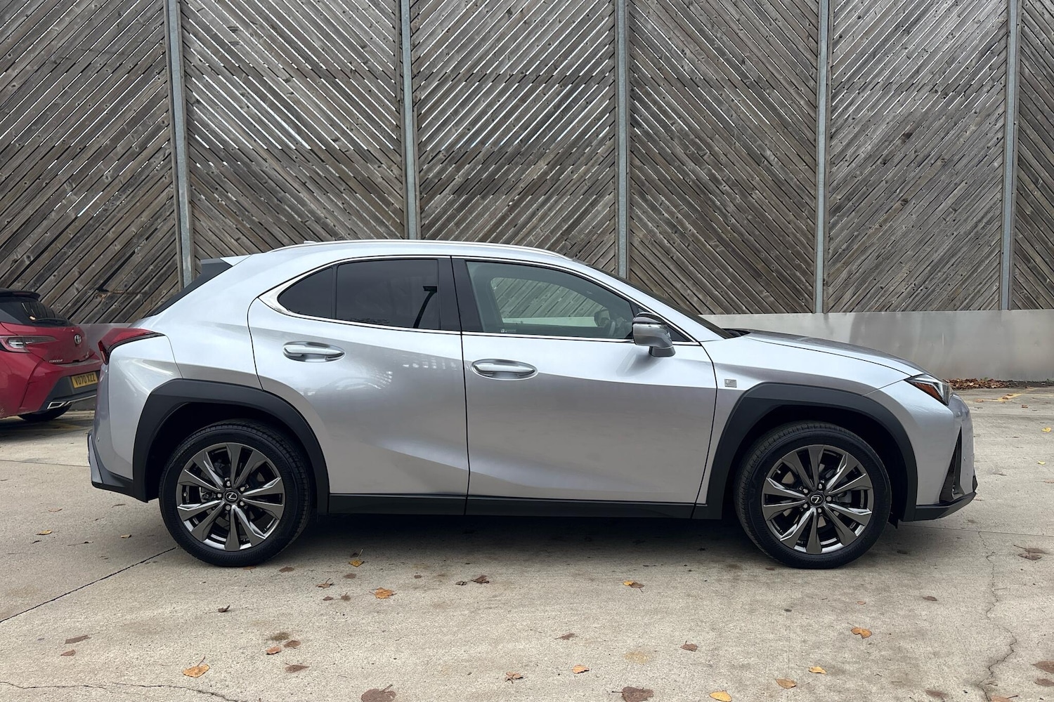 Used Lexus UX 2023 for sale - 76338478: Photo 4