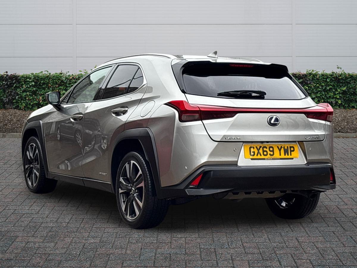 Used Lexus UX 2019 for sale - 77132794: Photo 2
